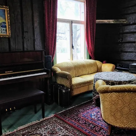 Semesterbostad Mansion House Makkyla - Entire Building Lieto