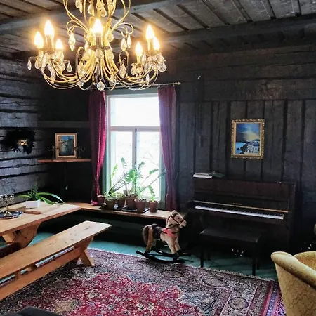Mansion House Makkyla - Entire Building Semesterbostad *