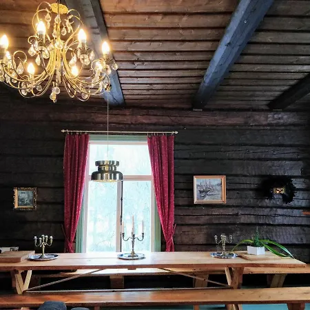 Mansion House Makkyla - Entire Building * Lieto
