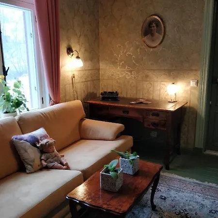 Holiday home Mansion House Makkyla - Entire Building *
