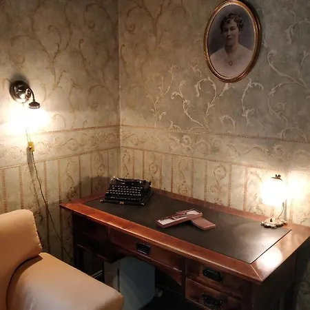 Mansion House Makkyla - Entire Building Lieto